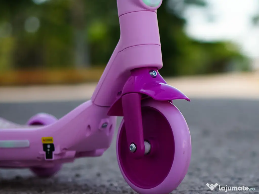 Trotineta electrica Kinderauto Aquamist cu aburi, lumini 30W 6V Pink