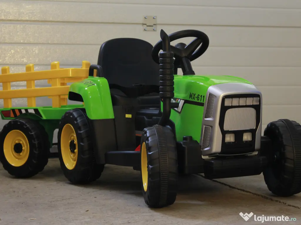 Tractoras electric Kinderauto BJ611 2x30W 12V cu remorca si RC Green 