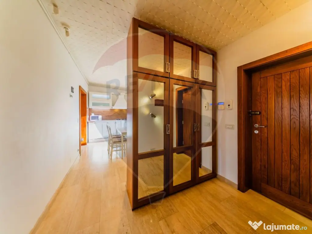 Apartament luminos cu 2 camere de inchiriat Ultracentral,...