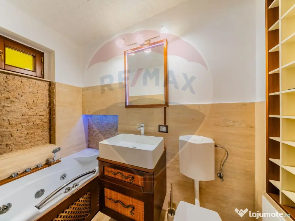 Apartament luminos cu 2 camere de inchiriat Ultracentral,...