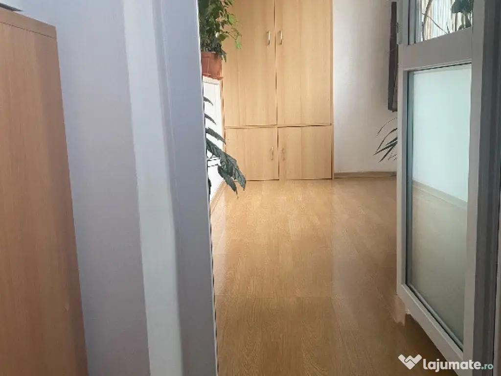 Apartament spațios, 64 mp, 2 camere, Poitiers 