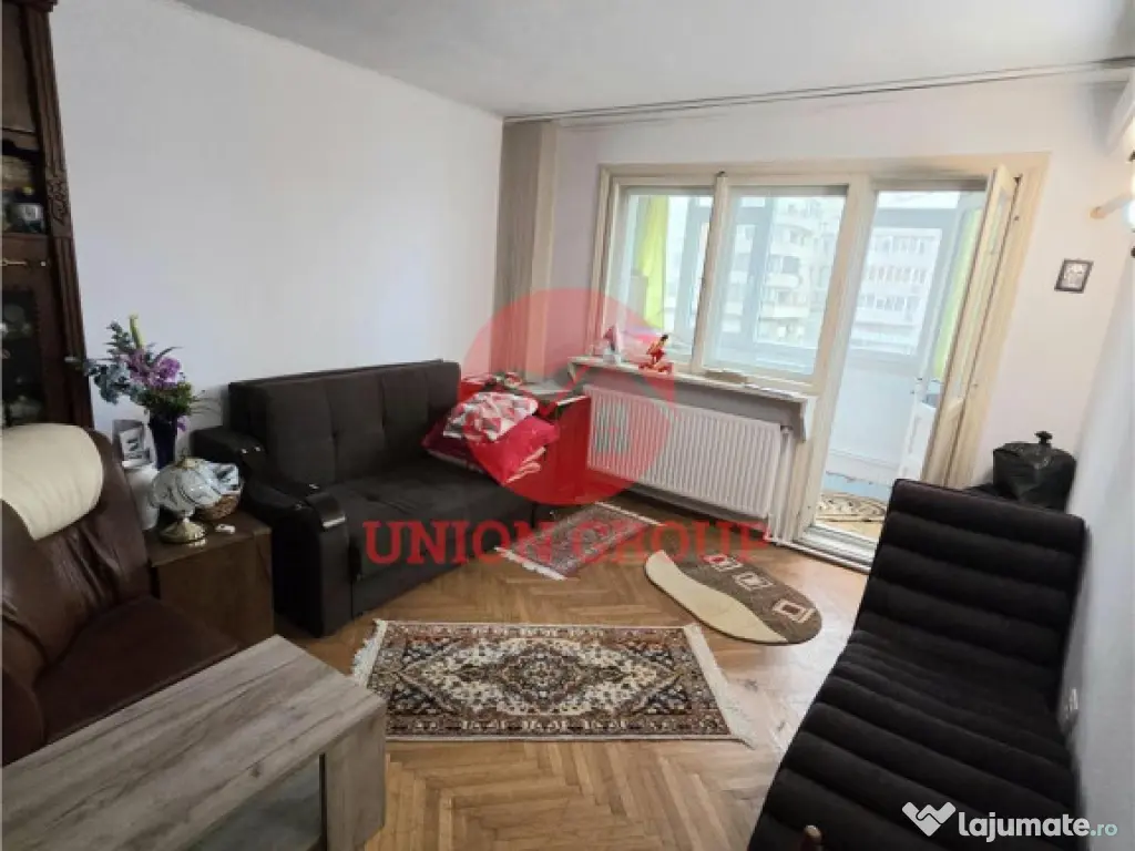 Apartament 3 Camere, Decomandat, zona Casa de Cultura