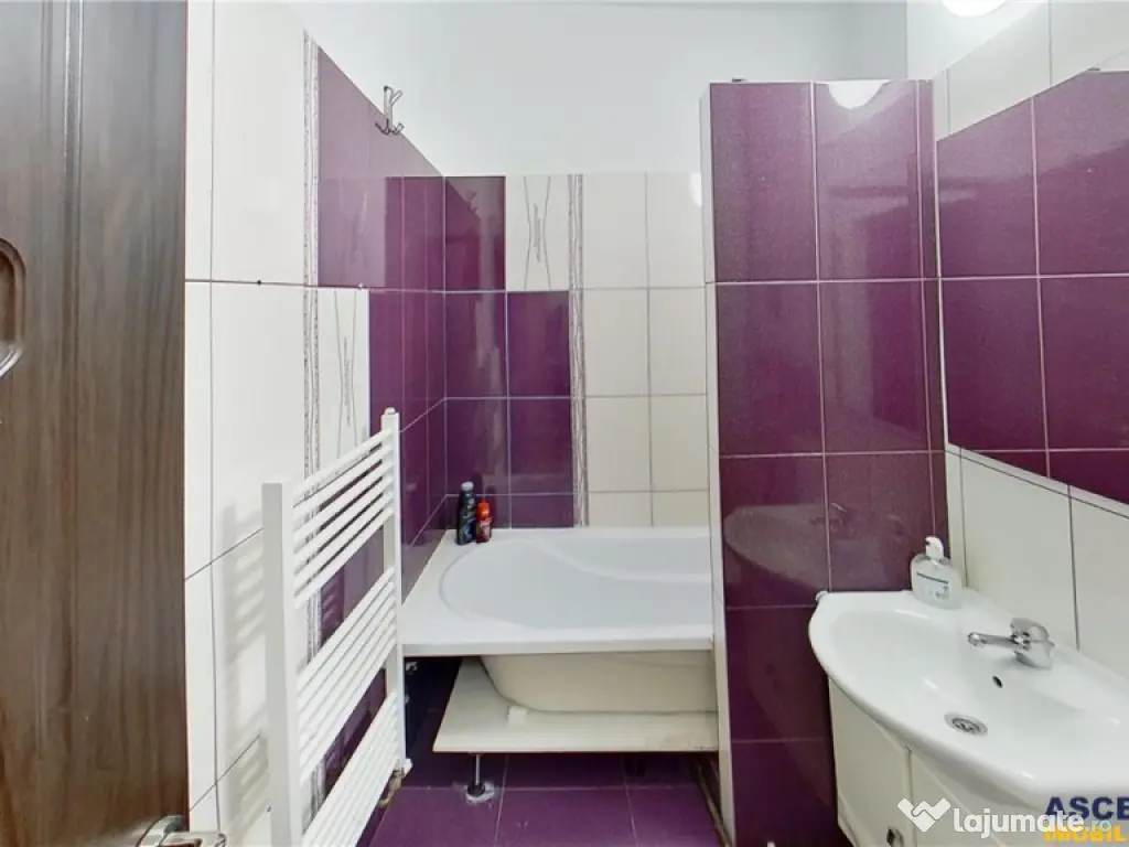 Garsoniera moderna, etaj intermediar, cadru natural, Noua Br 