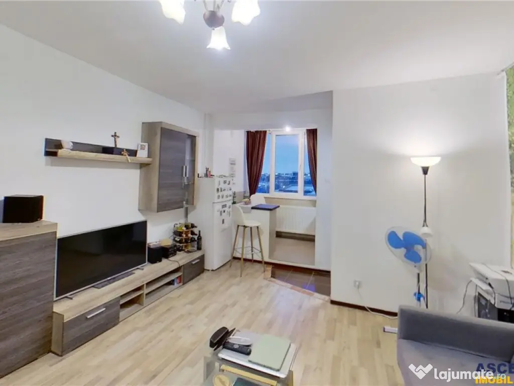 Garsoniera moderna, etaj intermediar, cadru natural, Noua Br 