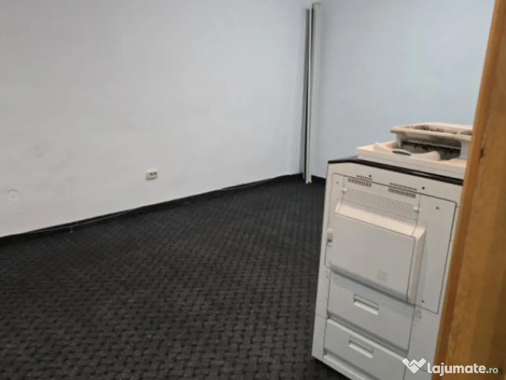 Spatiu comercial sau de birouri ultracentral etaj 1 