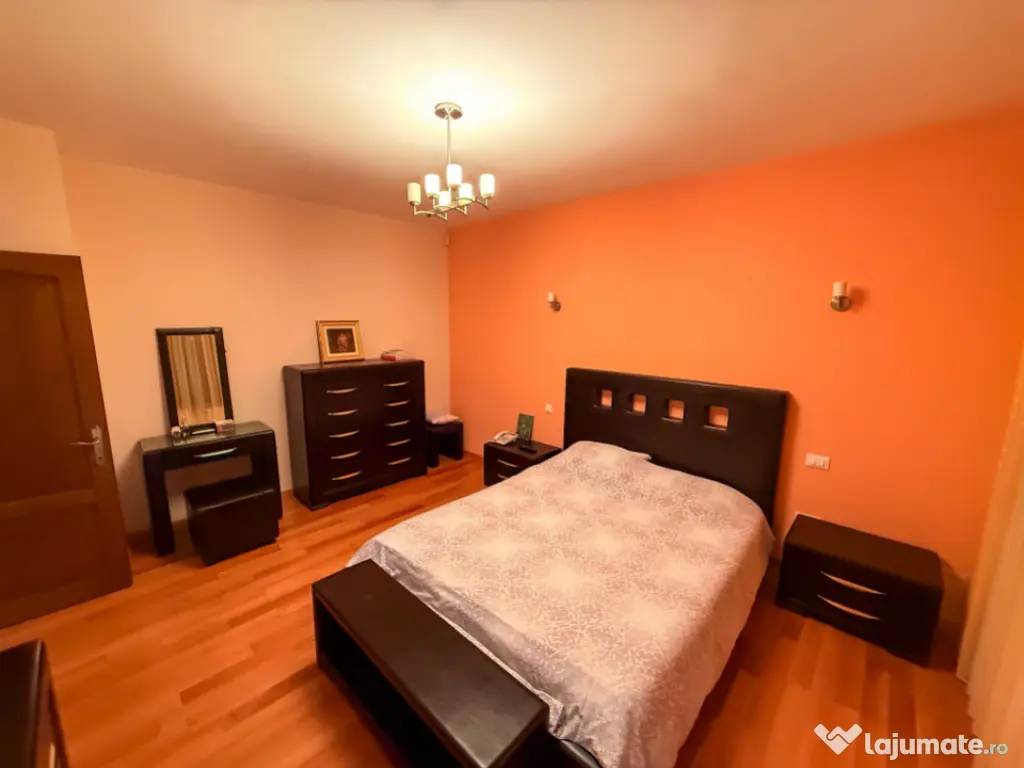 Vila excepțională într-o zona liniștită 