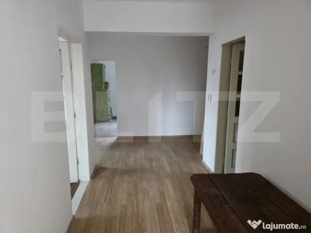 Casă 3 dormitoare, 90 mp, 1150 mp teren, Mircea Voda 