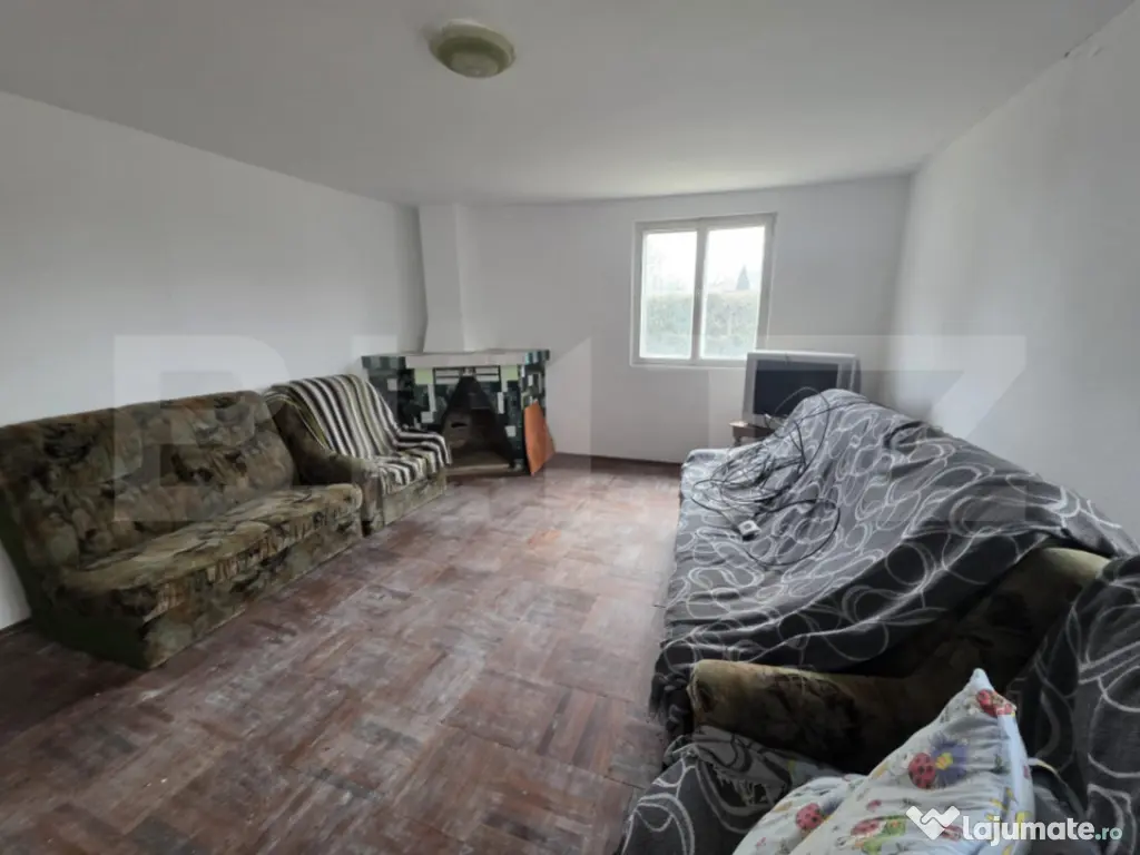 Casă 3 dormitoare, 90 mp, 1150 mp teren, Mircea Voda 