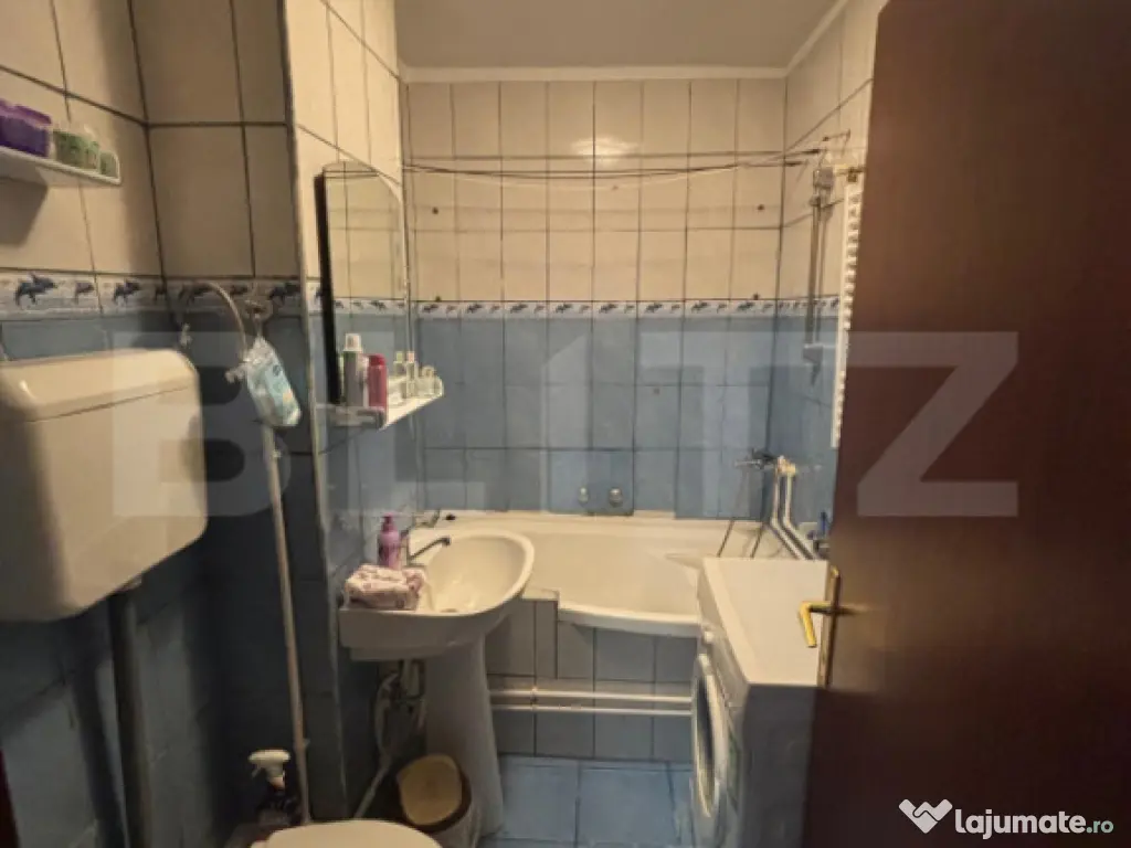 Apartament de vanzare, 53 mp, zona Micro 17 
