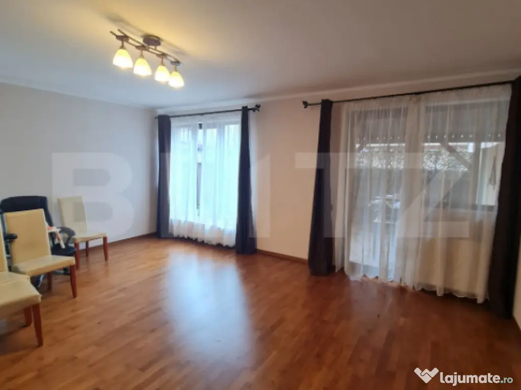 Casa tip duplex, 4 camere, 120 mp utili, zona Florilor 