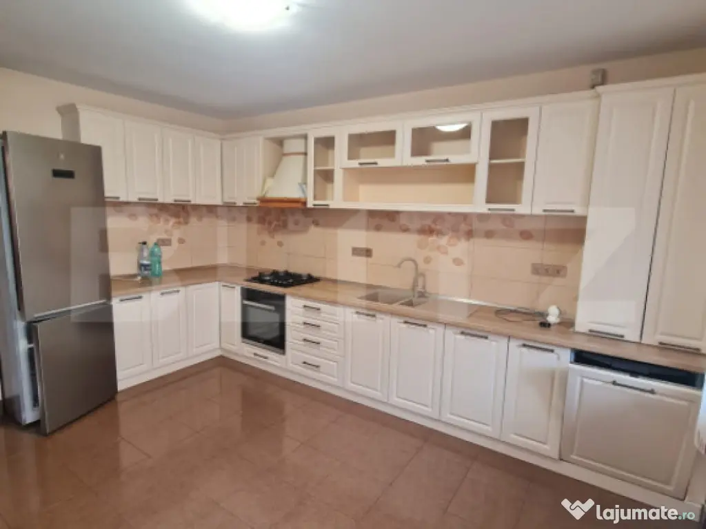 Casa tip duplex, 4 camere, 120 mp utili, zona Florilor 