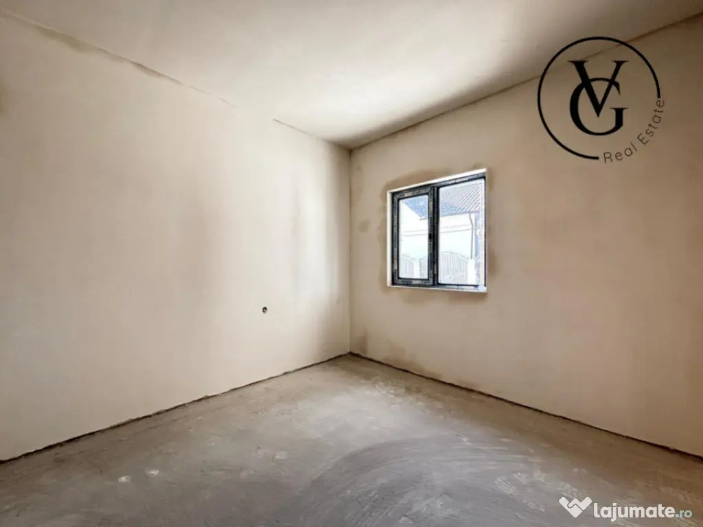 Casa la sol, 4 camere - 195 mp teren - Navodari - predare l 