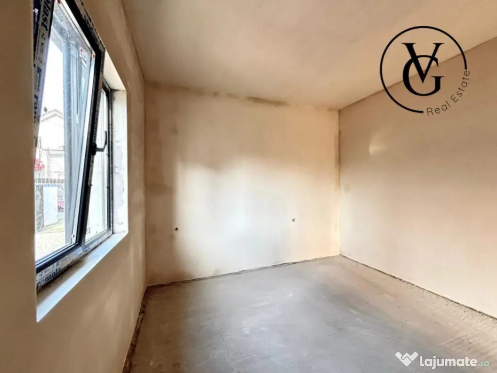 Casa la sol, 4 camere - 195 mp teren - Navodari - predare l 