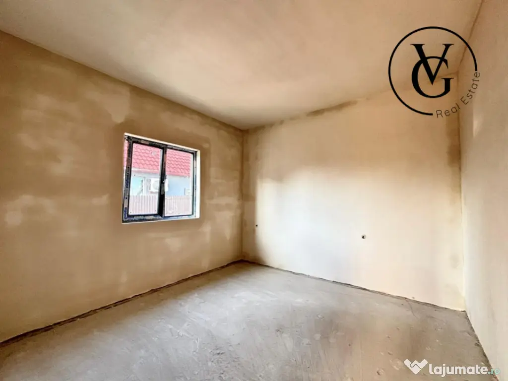 Casa la sol, 4 camere - 195 mp teren - Navodari - predare l 