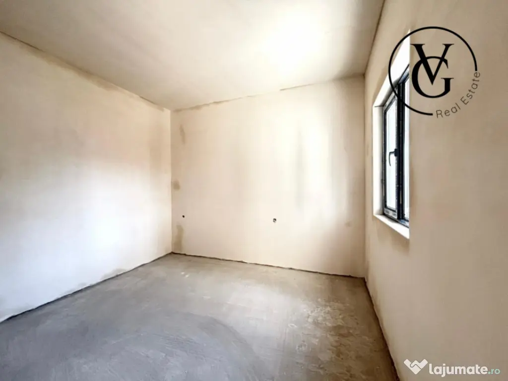 Casa la sol, 4 camere - 195 mp teren - Navodari - predare l 