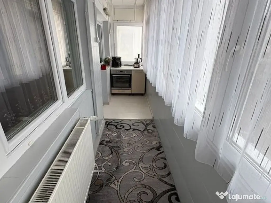 Apartament 3 camere – modern, complet mobilat, zona Exe... 