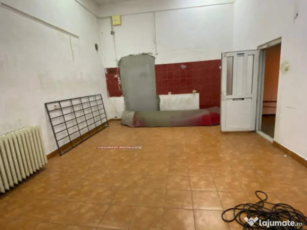 Spațiu comercial central, 40 mp + 10 depozit, Calea Bucure?