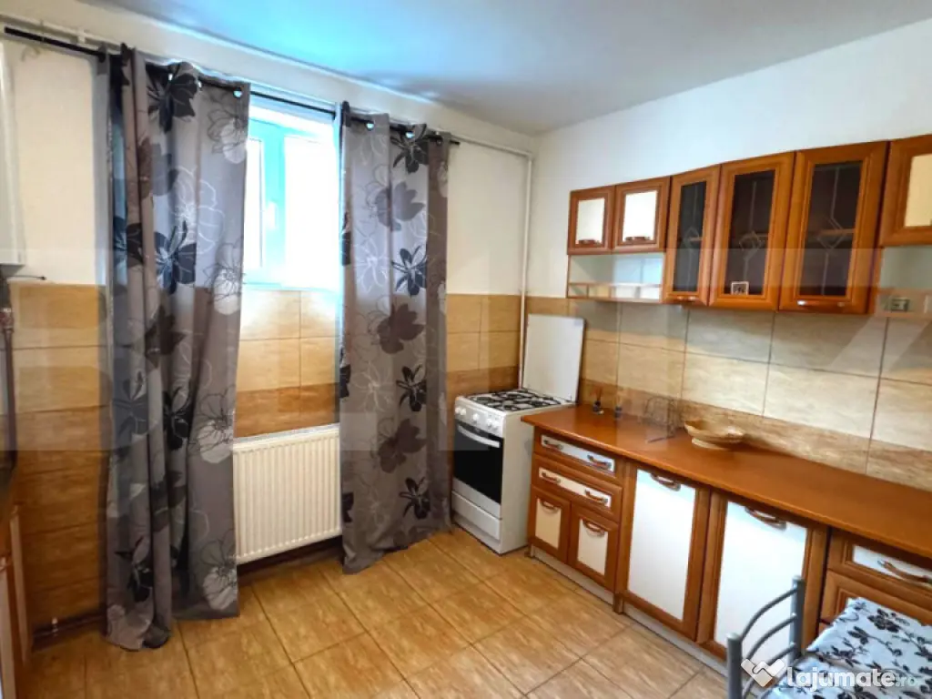 Apartament 2 camere, 49 m, zona Piața Cetate