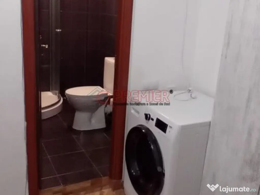 Eroii Revolutiei - Garsoniera 2016 