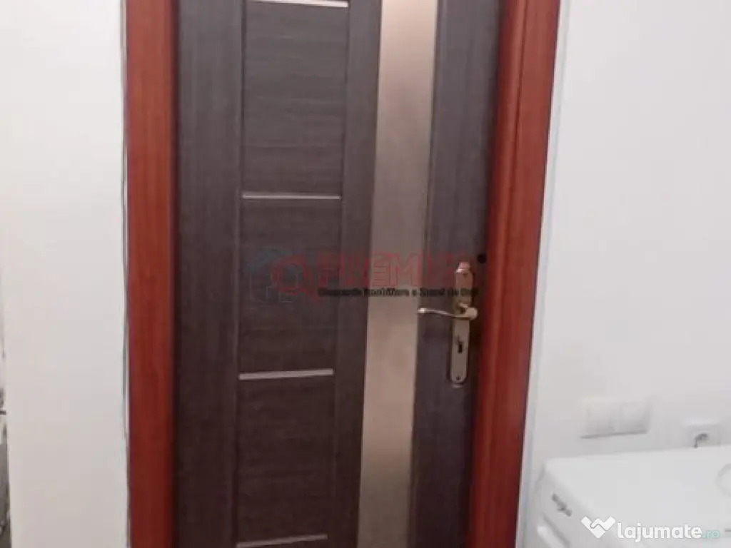 Eroii Revolutiei - Garsoniera 2016 