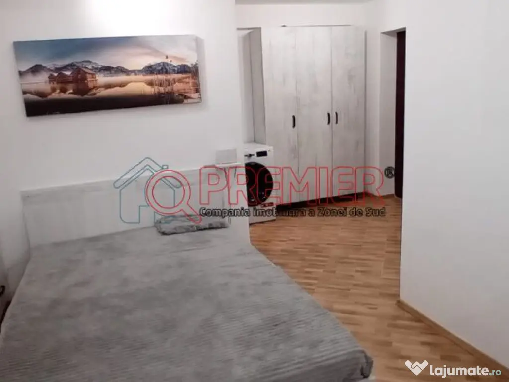 Eroii Revolutiei - Garsoniera 2016 