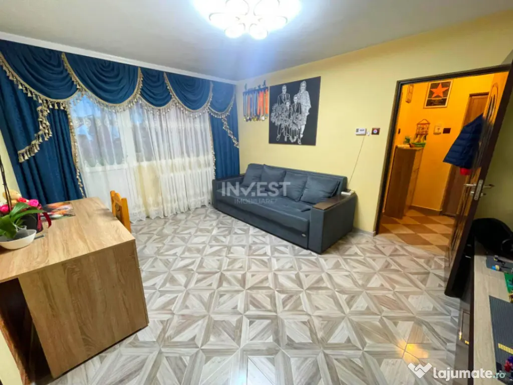 Apartament 2 camere-52 mp-etaj 1-Podul de Piatra 