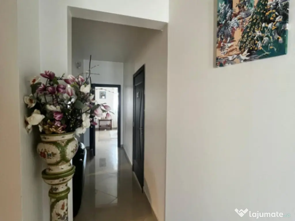 Casa individuala, 130 mp utili, zona centrala