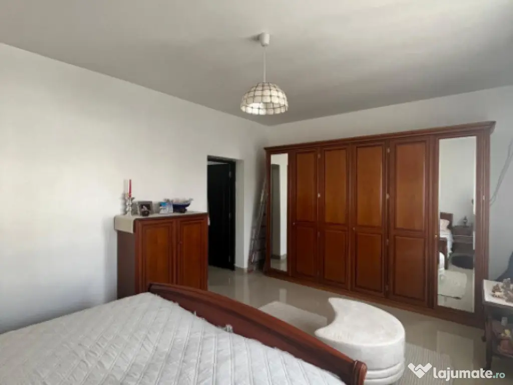 Casa individuala, 130 mp utili, zona centrala