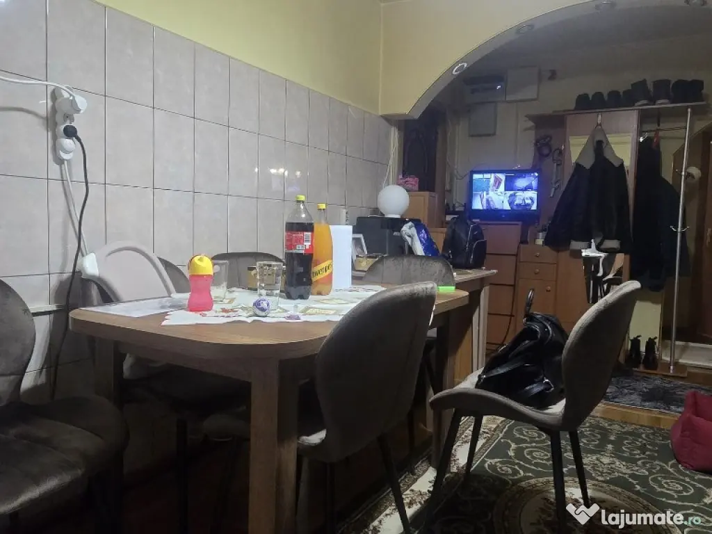 Apartament 3 camere decomandat in Deva, zona Balcescu 