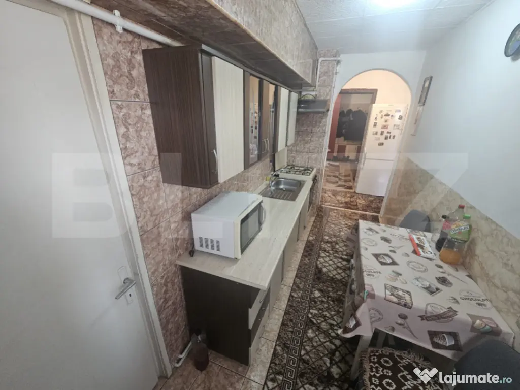 Apartament de vanzare 4 camere - Beclean 