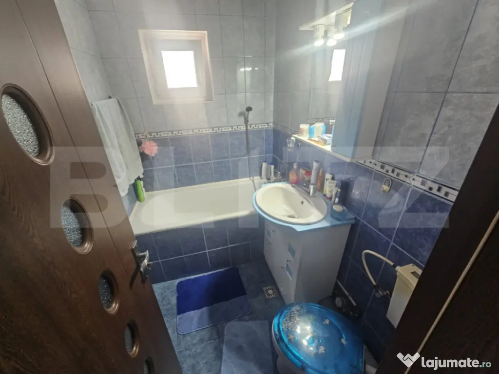 Apartament de vanzare 4 camere - Beclean 