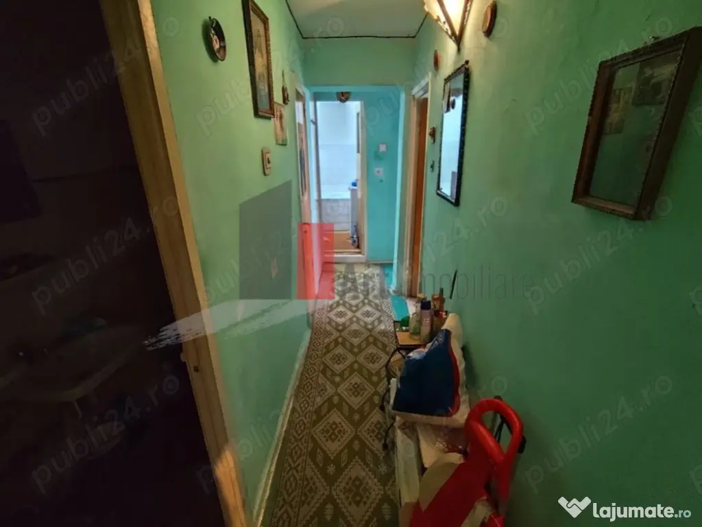 APARTAMENT 3 CAMERE-BARCA 