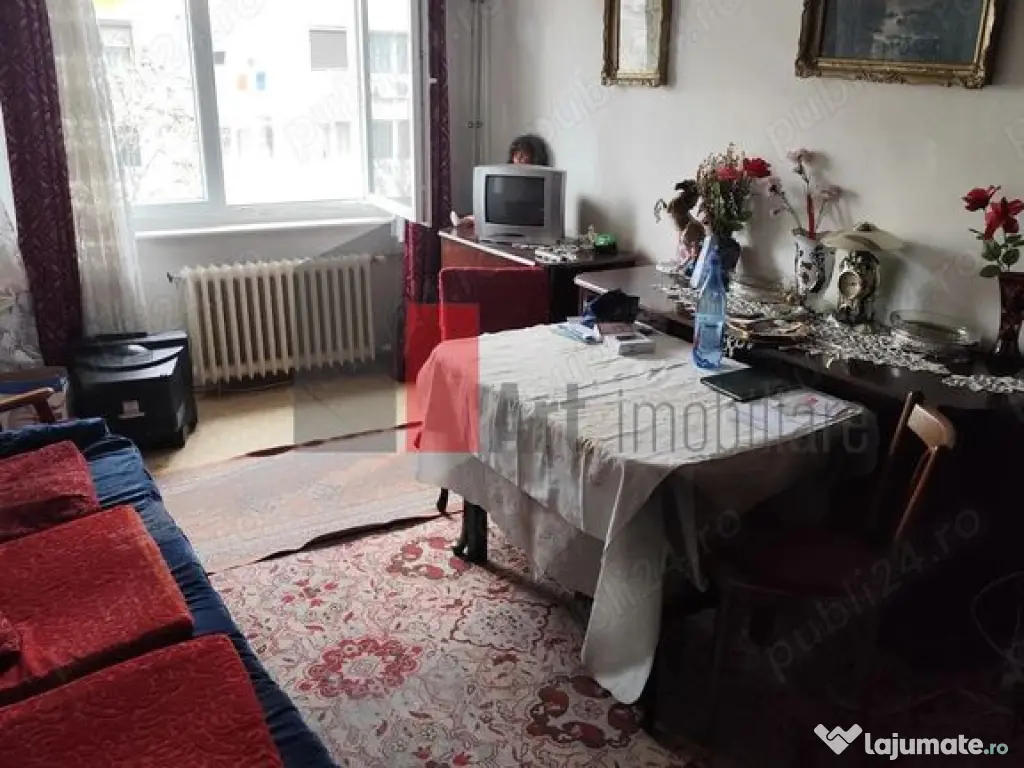 APARTAMENT 3 CAMERE-BARCA 