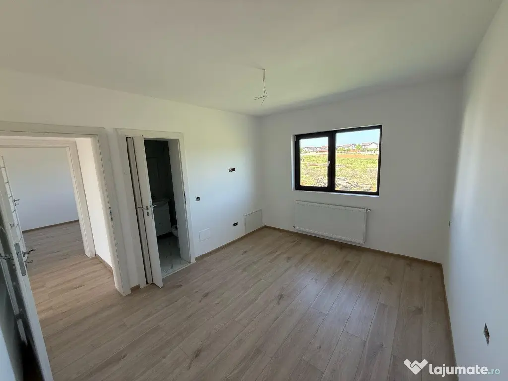 Casă 5 camere - Păuleștii Noi (zona Spitalului Mediurg) 