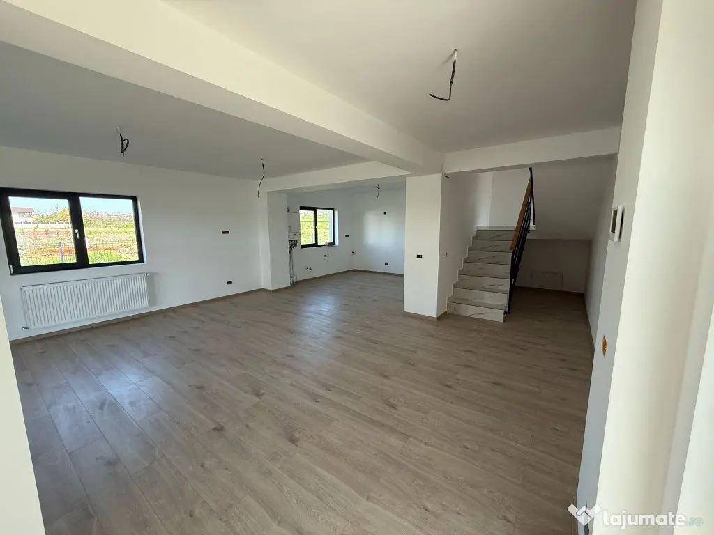 Casă 5 camere - Păuleștii Noi (zona Spitalului Mediurg) 