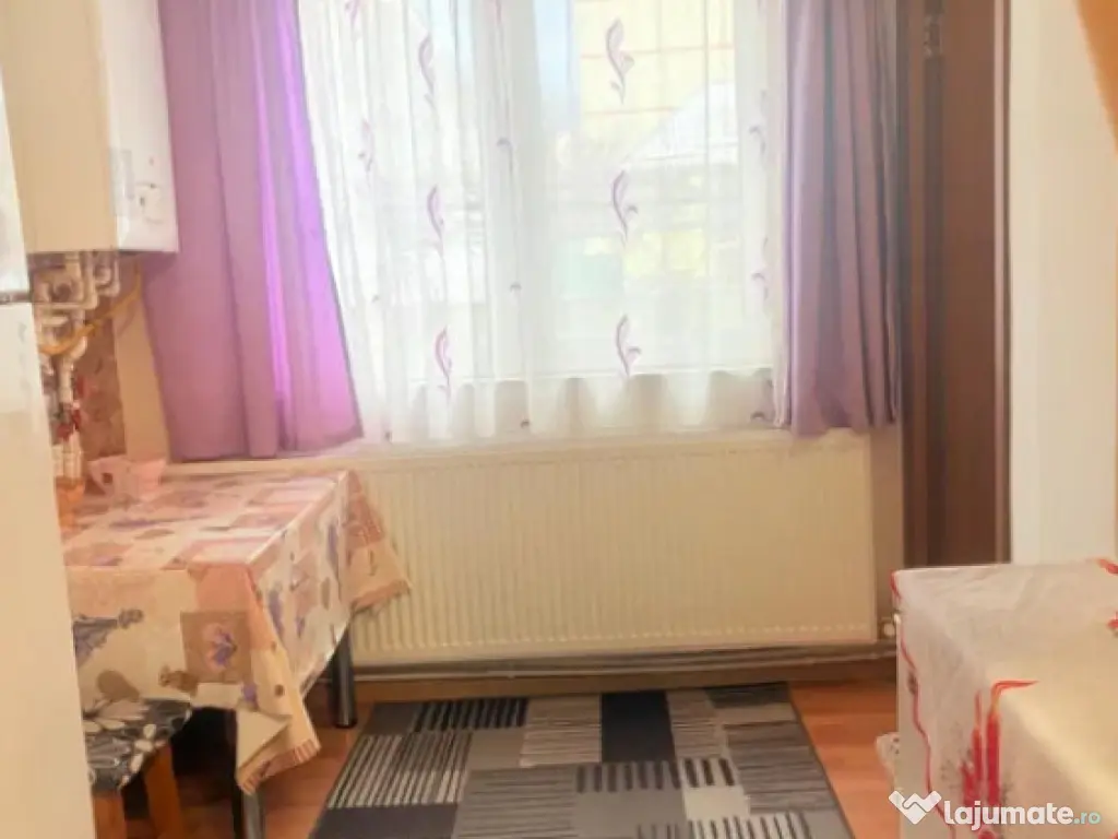 Garsoniera decomandata - zona Astra 