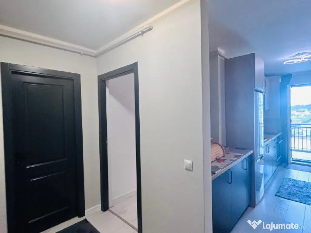 Apartament de 3 camere, zona METRO 