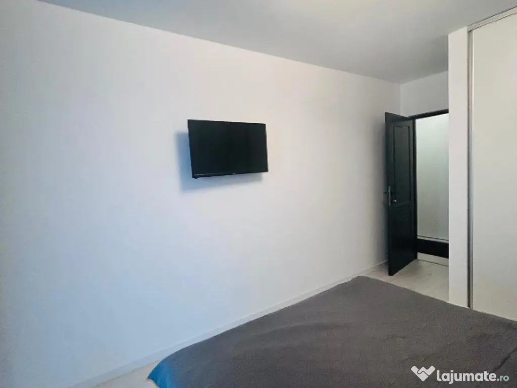 Apartament de 3 camere, zona METRO 