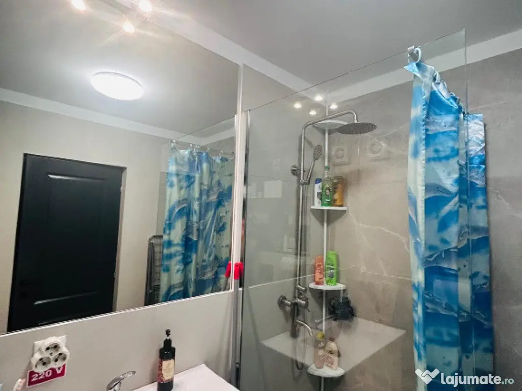 Apartament de 3 camere, zona METRO 