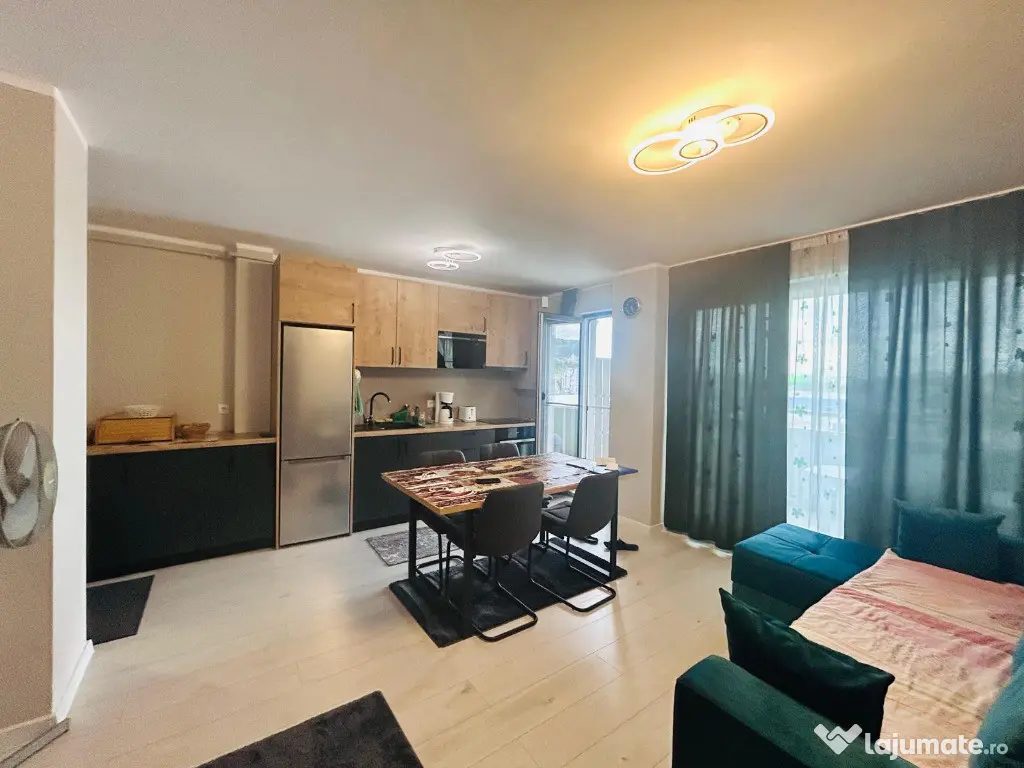 Apartament de 3 camere, zona METRO 