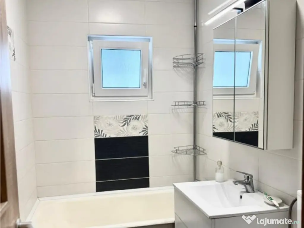 Apartament 2 camere decomandat cu loc de parcare