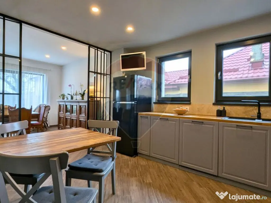 Vilă nouă de Vânzare in Balotești Ultrafinisată 5 Ca... 