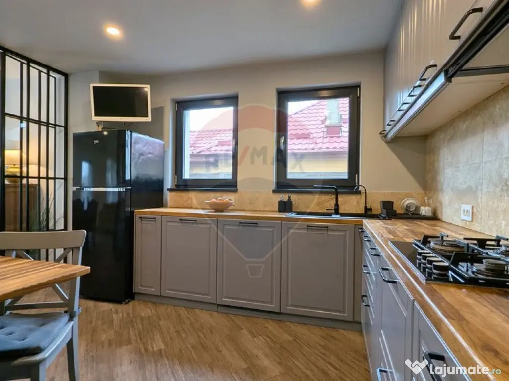 Vilă nouă de Vânzare in Balotești Ultrafinisată 5 Ca... 