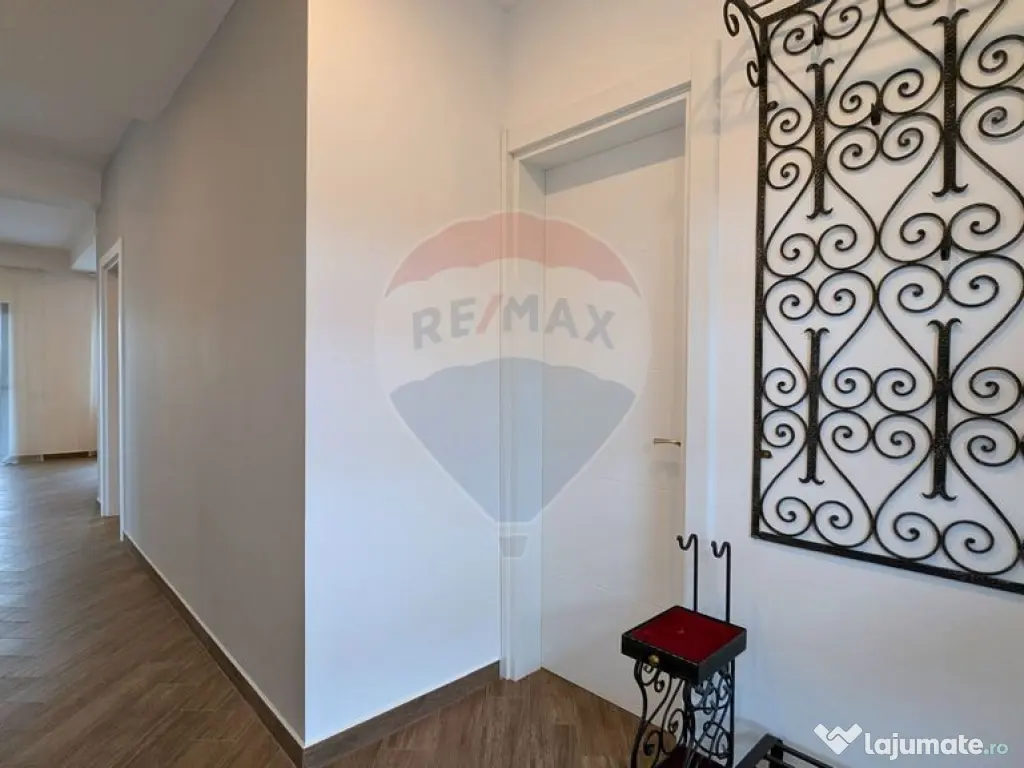 Vilă nouă de Vânzare in Balotești Ultrafinisată 5 Ca... 