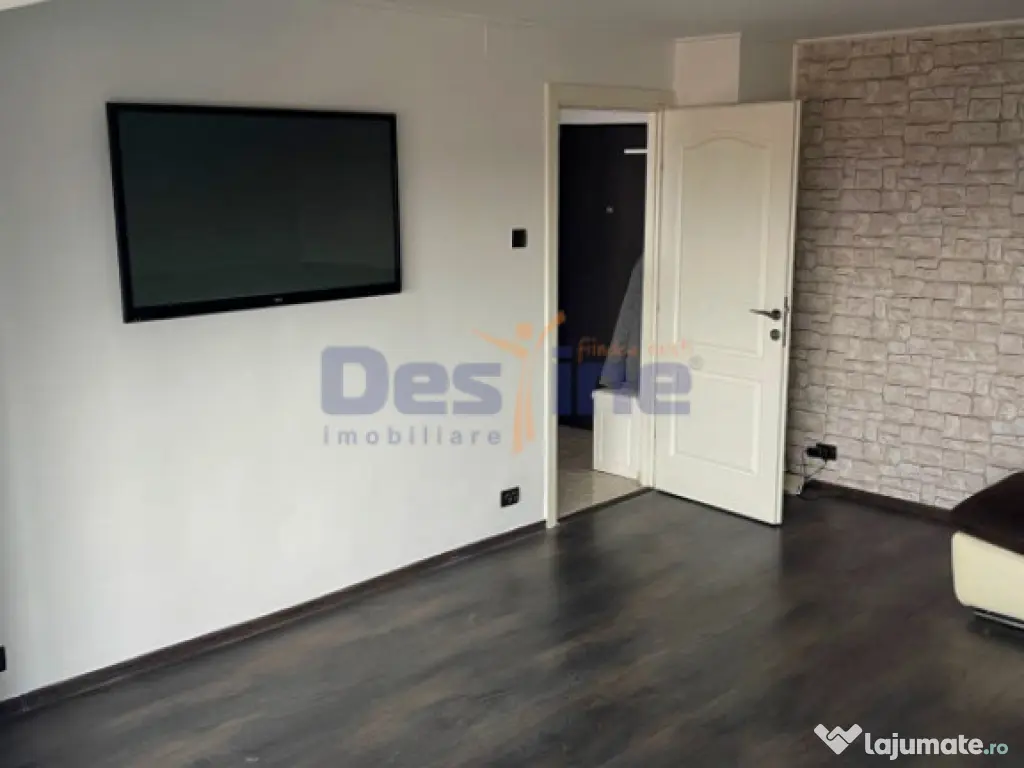 Zona Feidorf – Apartament 2 camere, decomandat 