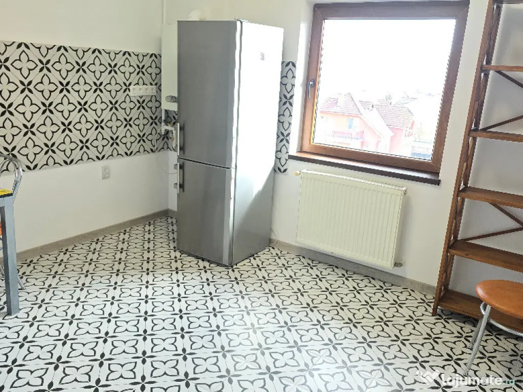 Vand apartament cu 2 camere decomandat in Deva, bloc din anul 2008