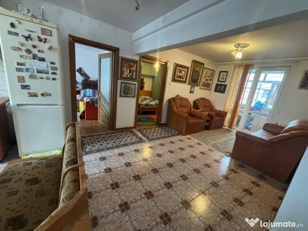 De închiriat apartament spațios – zona Precista