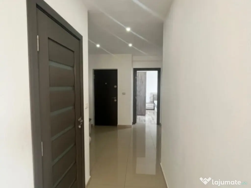 Apartament 3 camere , bloc nou , Radauti 