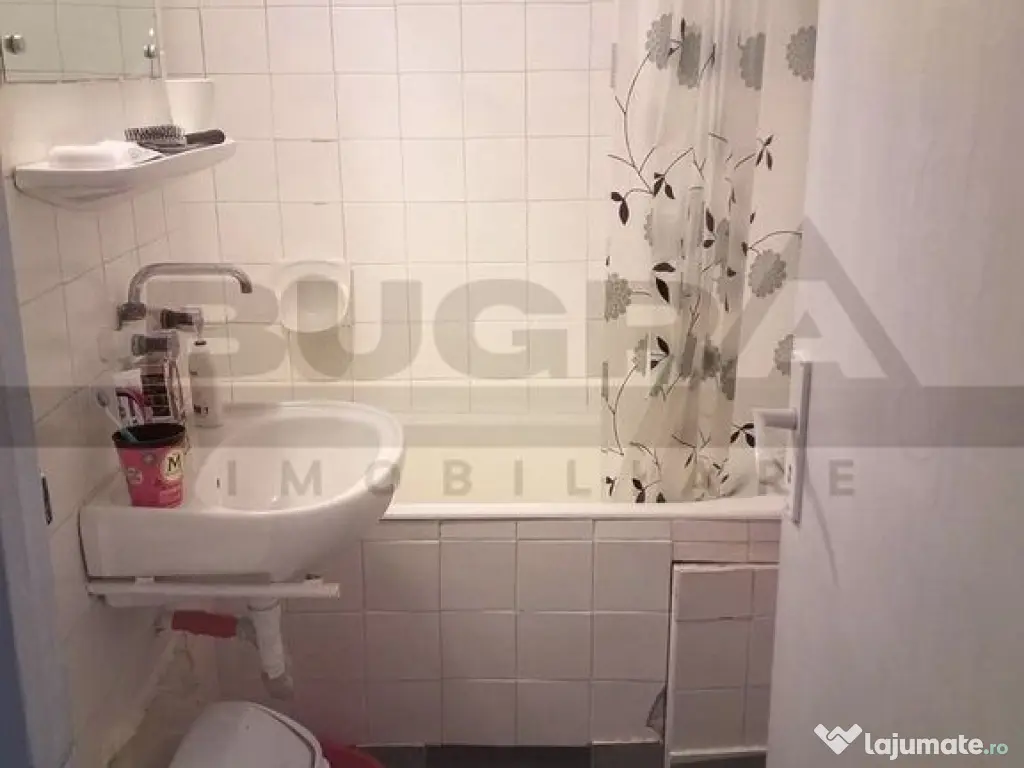 Apartament 2 camere, 46 mp, balcon, zona Parang 