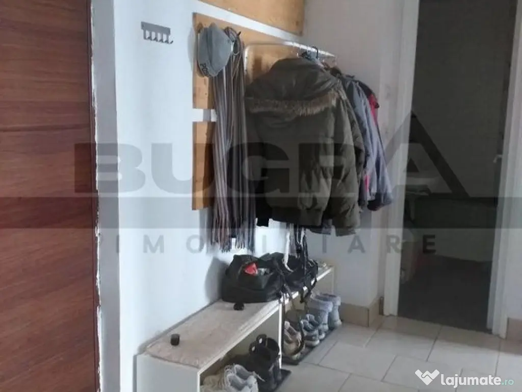 Apartament 2 camere, 46 mp, balcon, zona Parang 